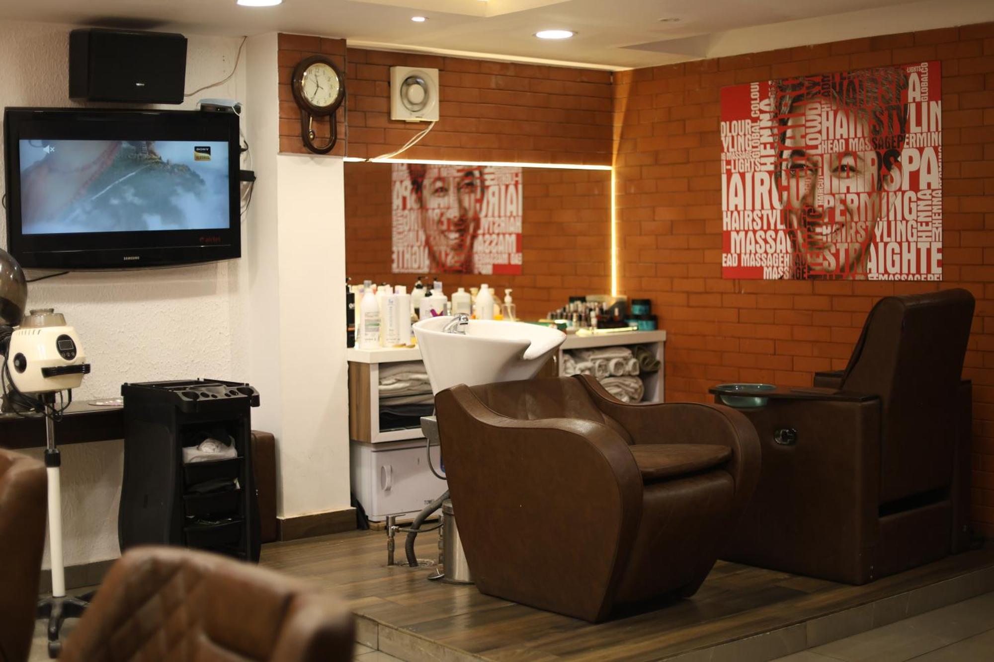 Hotel Willow Banks - Boutique 4 Star Hotel On The Mall Road Shimla Eksteriør bilde