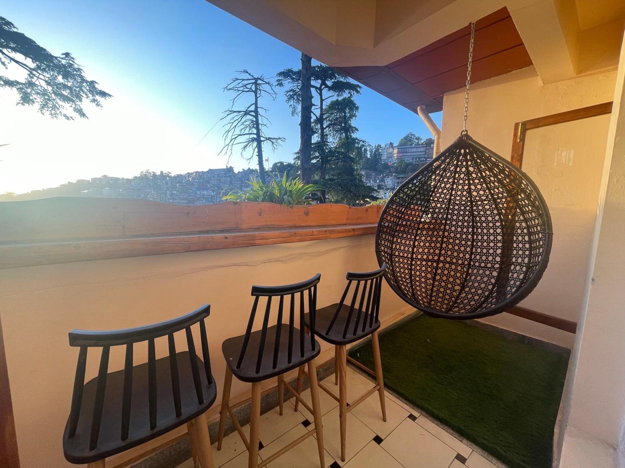 Hotel Willow Banks - Boutique 4 Star Hotel On The Mall Road Shimla Eksteriør bilde